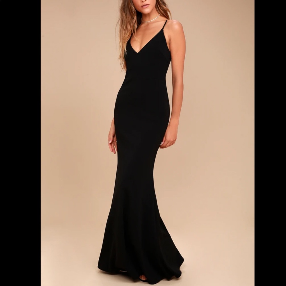 Lulu’s Infinite Glory Black Maxi Dress. Small.